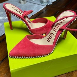 Gianni Bini 6.5 Kahleaa-Brand New